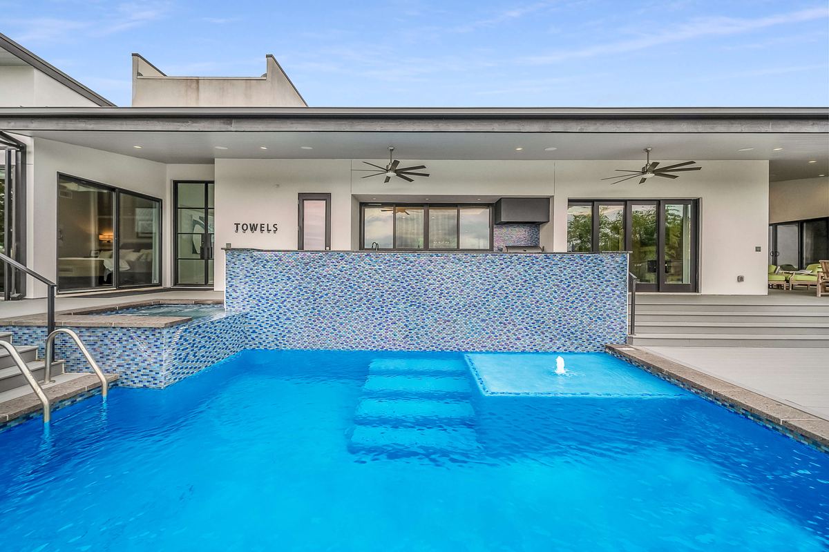 pool