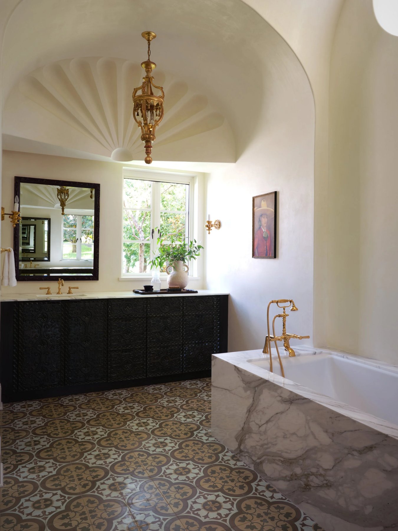 Primary bath